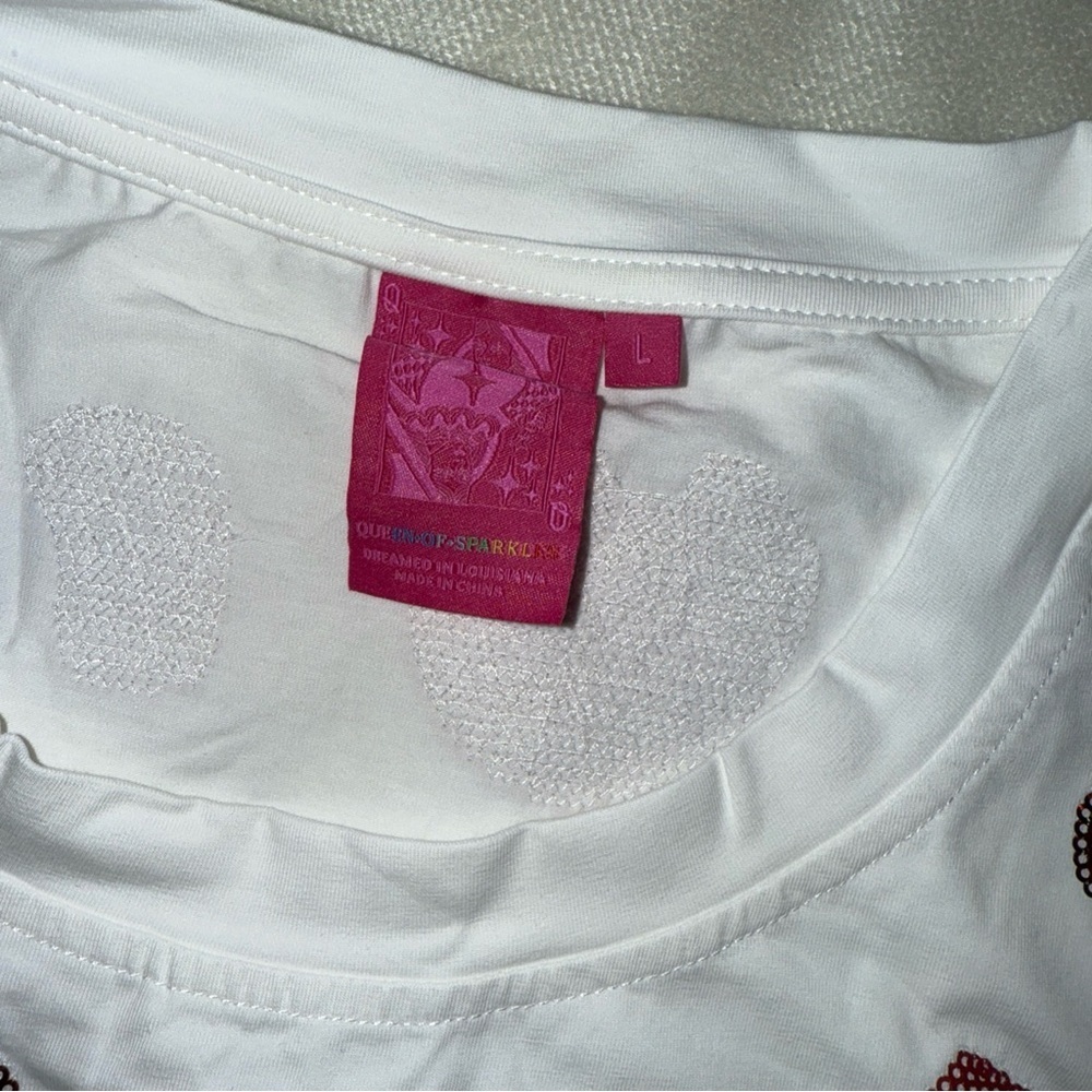 QUEEN OF SPARKLES Red and White Short Sleeve Tee l sequin beaded new - Picture 3 of 8